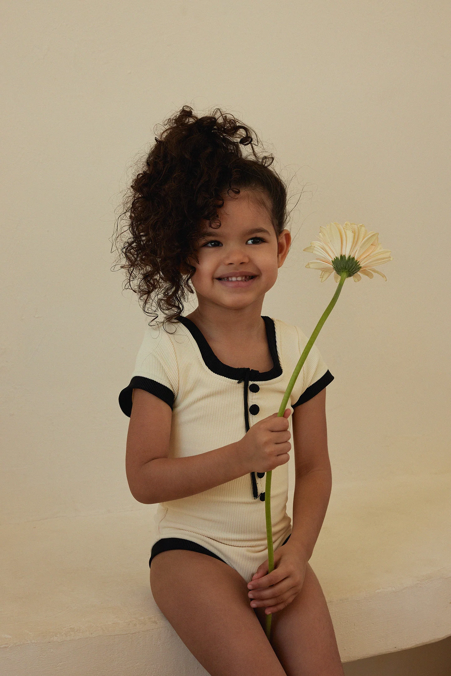 gracie one piece (ribbed cream/black) - Image 2