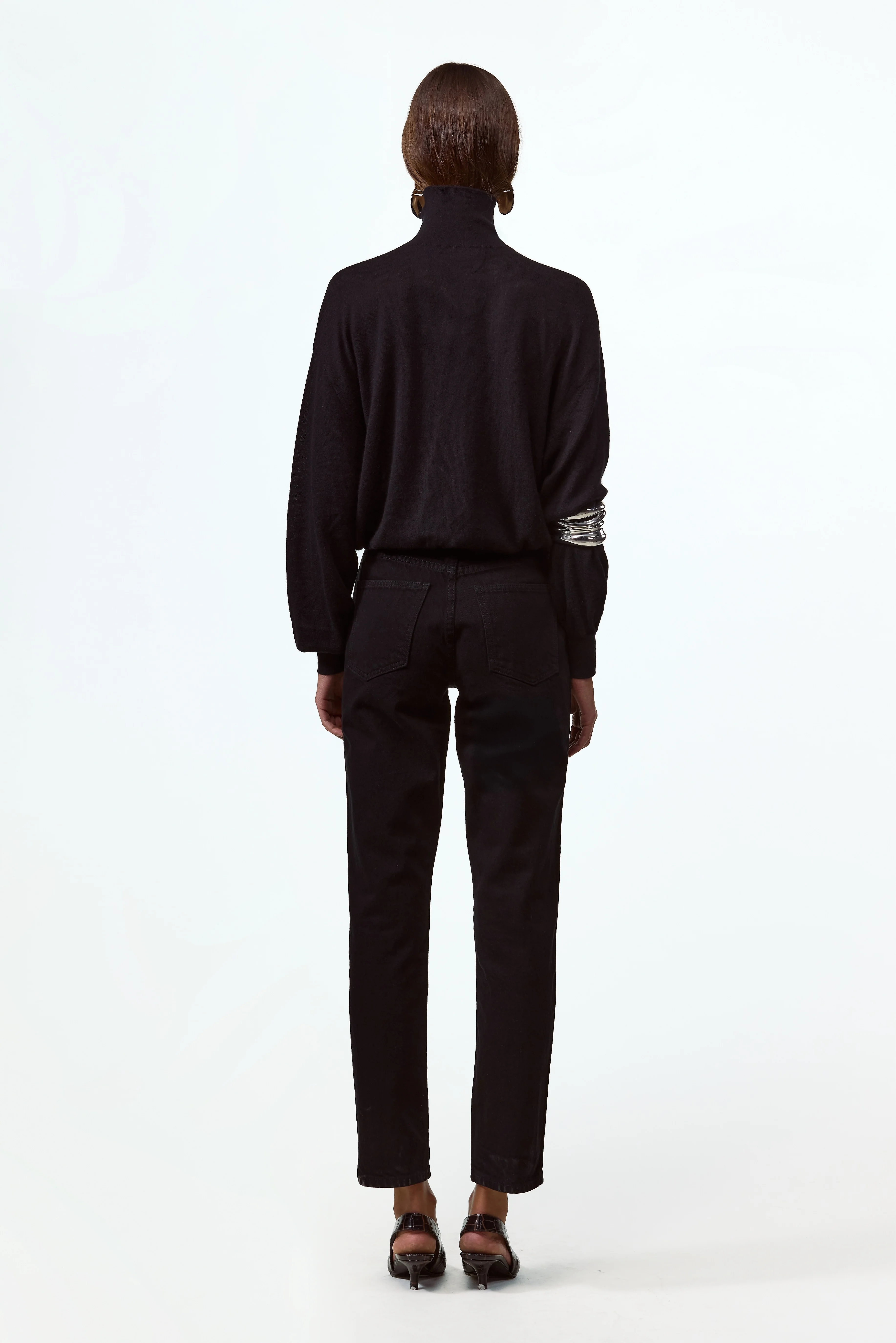 Relaxed Cashmere Turtleneck (Black) - Image 3