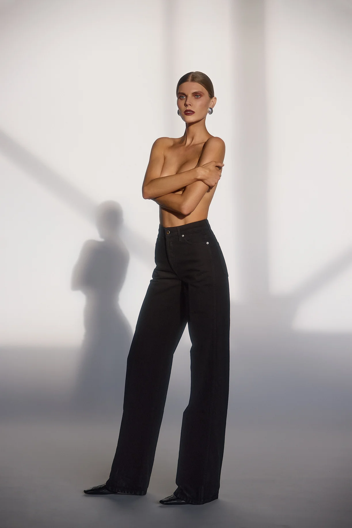 The Wide Leg Jean (Black) - Image 4